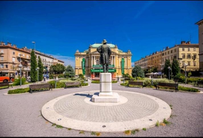 Donatella Lägenhet Rijeka Exteriör bild