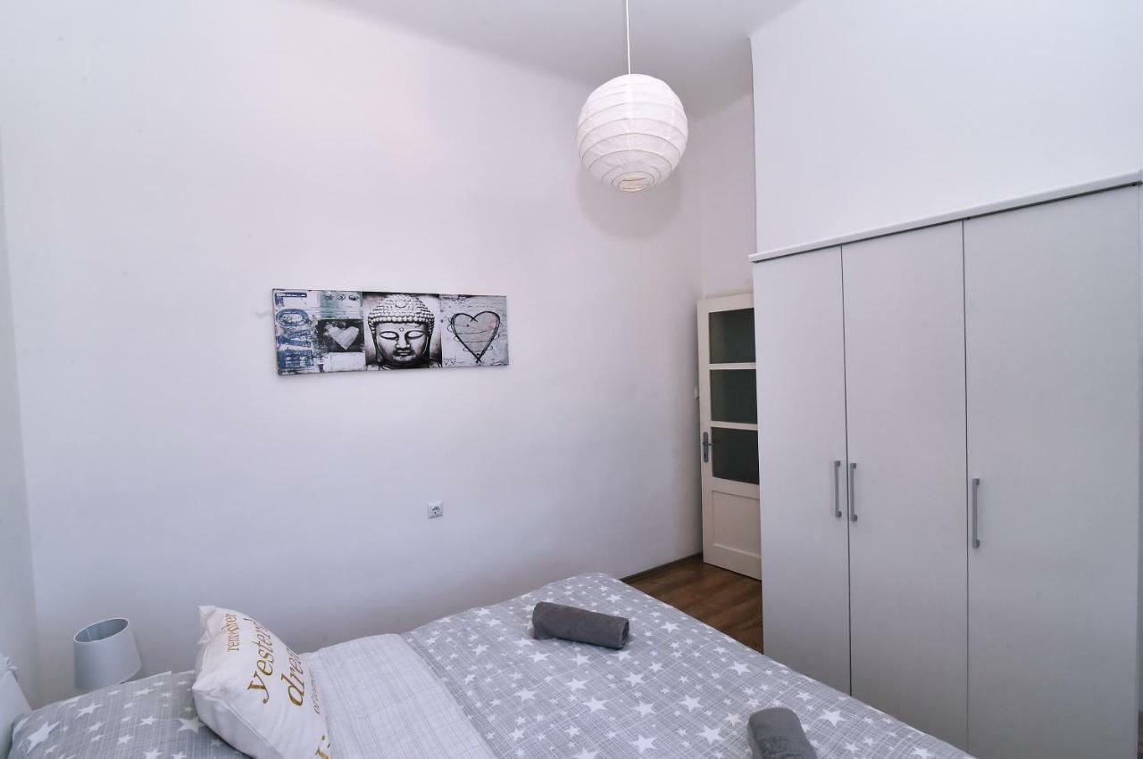 Donatella Lägenhet Rijeka Exteriör bild