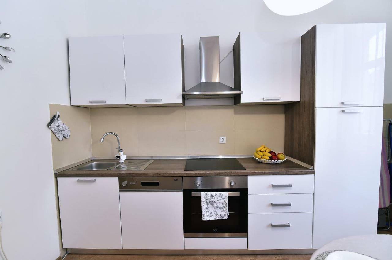 Donatella Lägenhet Rijeka Exteriör bild